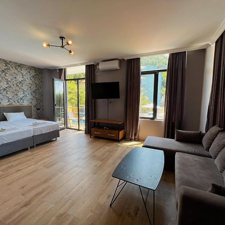 Casa Del Mar Hotel Kvariati Eksteriør billede