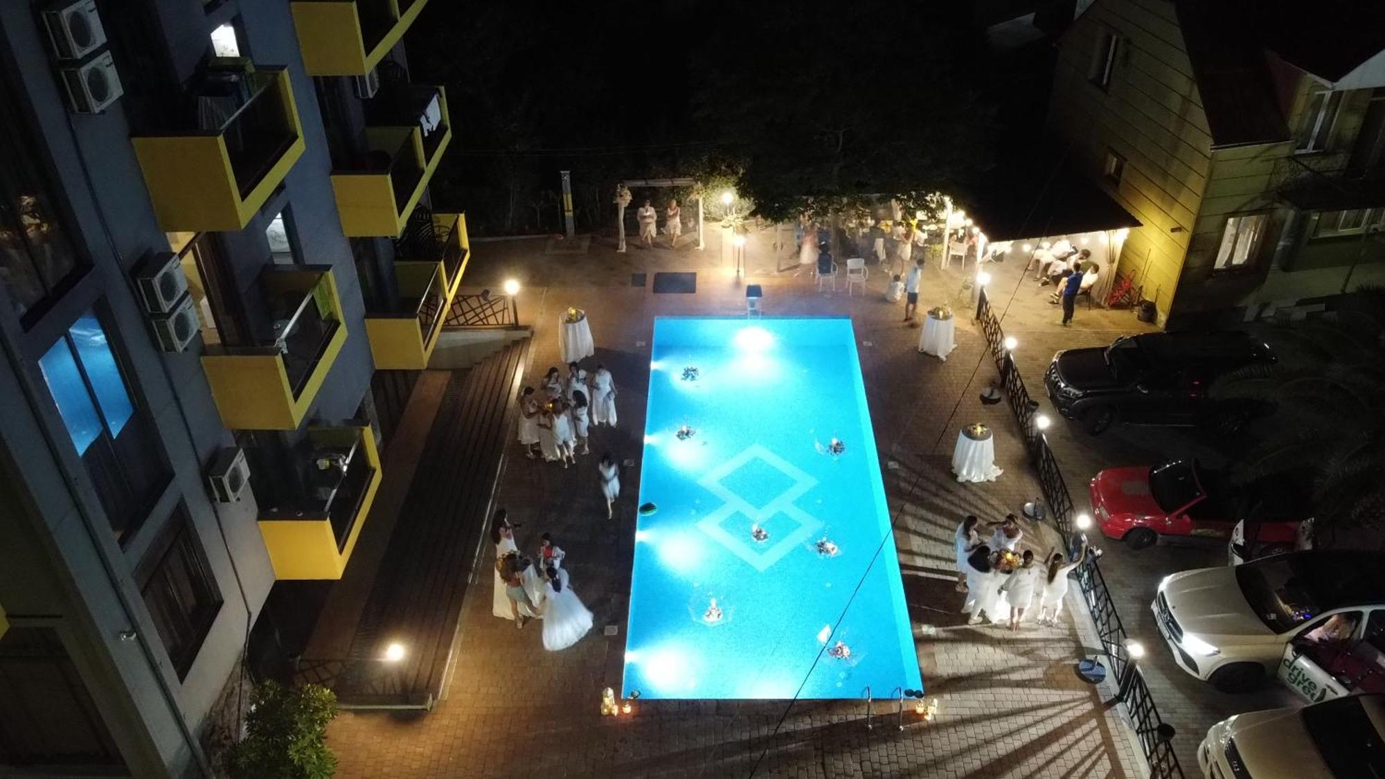 Casa Del Mar Hotel Kvariati Eksteriør billede