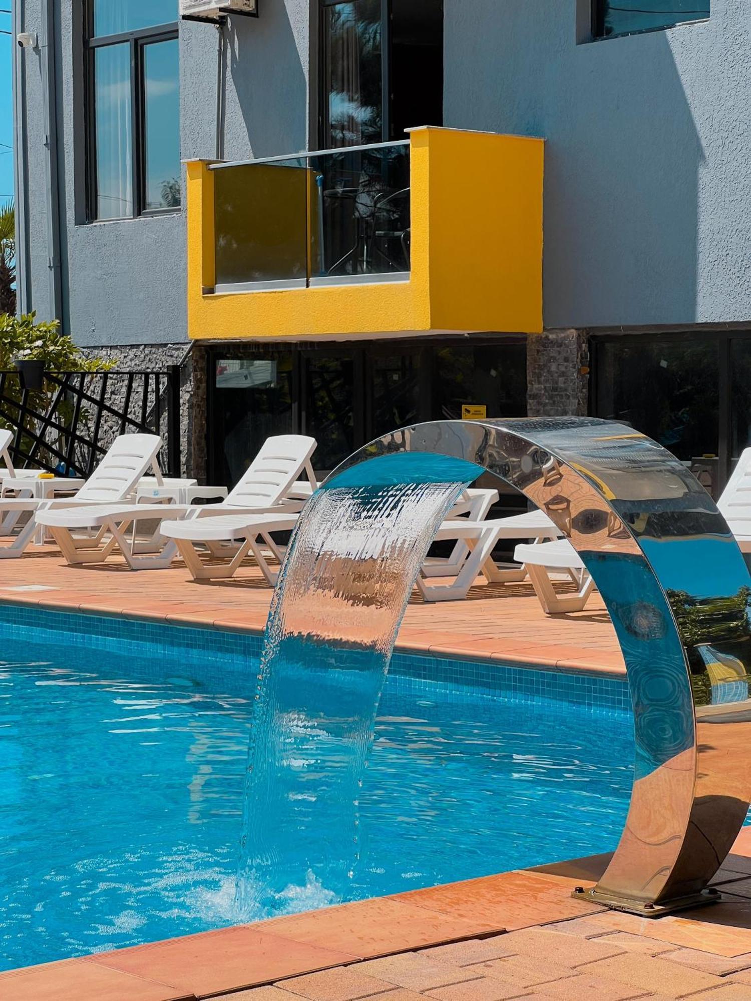 Casa Del Mar Hotel Kvariati Eksteriør billede